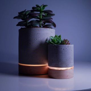 Malý nebo velký, to je oč tu běží. Naše dva květináčky tvoří vážně povedené duo 👌 Už máš nějaký taky doma? 🤩 #ynli...