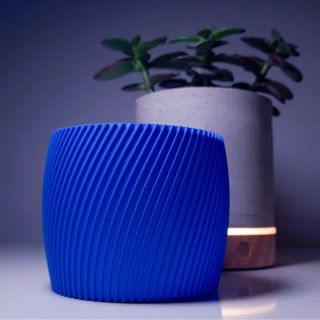 Vyslyšeli jsme vás! Ke každému bezdrátovému květináči teď dostaneš jako dárek zdarma námi vytvořený vnitřní květináč, ať...